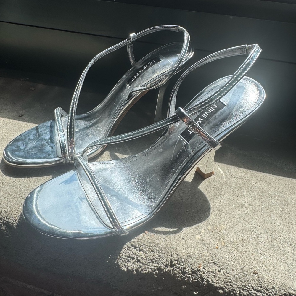 Nine West Silver Heels Elegant Design
